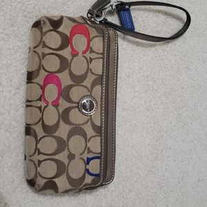 Coach wristlet wallet